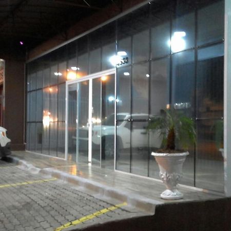Rocha'S Hotel غوارابوافا المظهر الخارجي الصورة